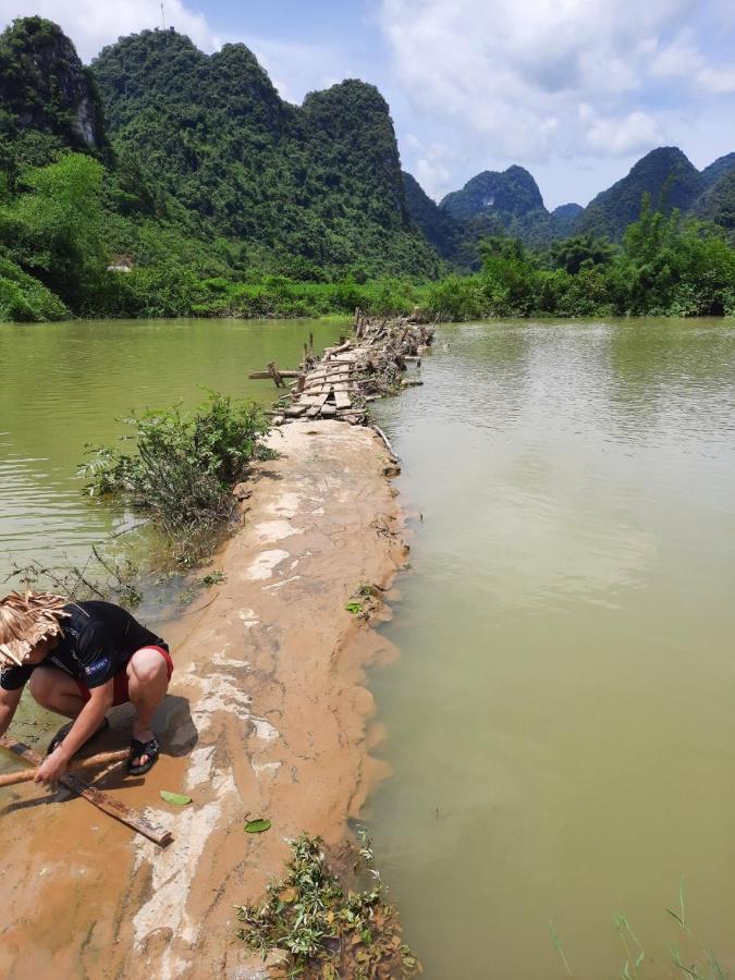 Homestay Giốc Rùng Trung Khanh Esterno foto